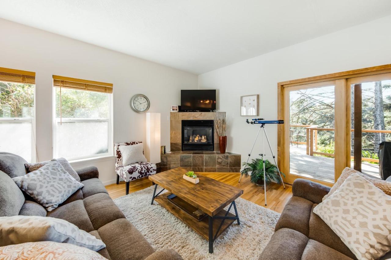 Yaquina Lighthouse View Beach Home Newport Bagian luar foto