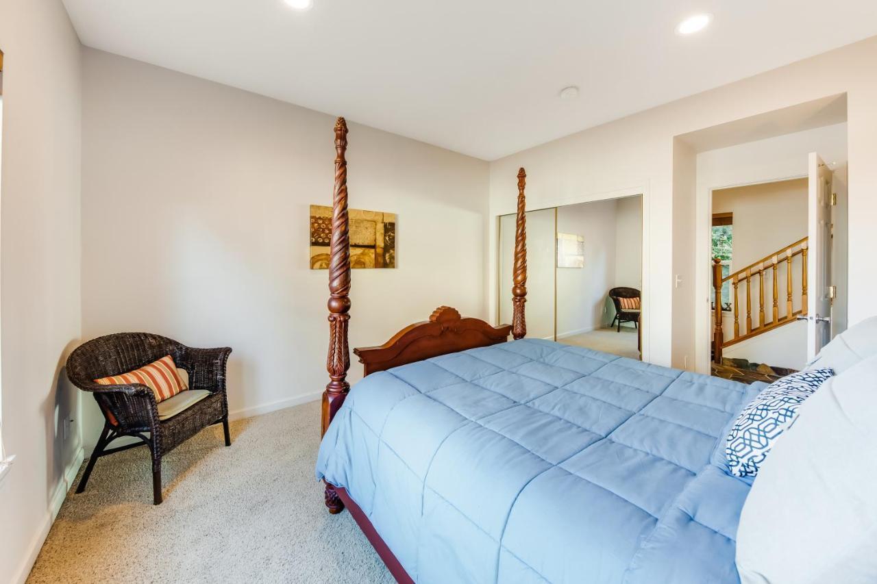 Yaquina Lighthouse View Beach Home Newport Bagian luar foto
